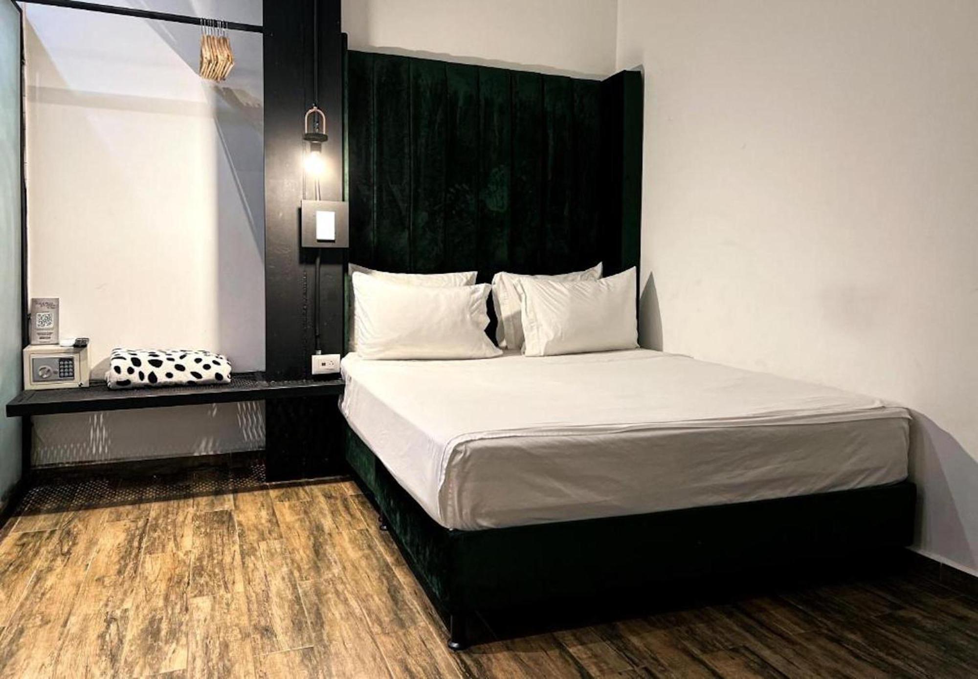Hotel Lleras Μεντεγίν Εξωτερικό φωτογραφία